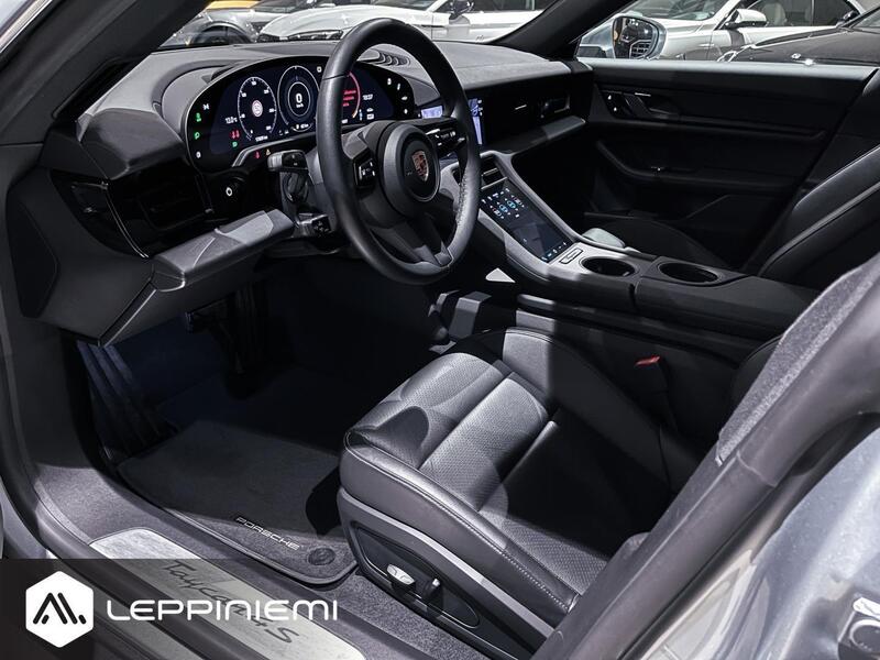 Porsche Taycan vaihtoauto