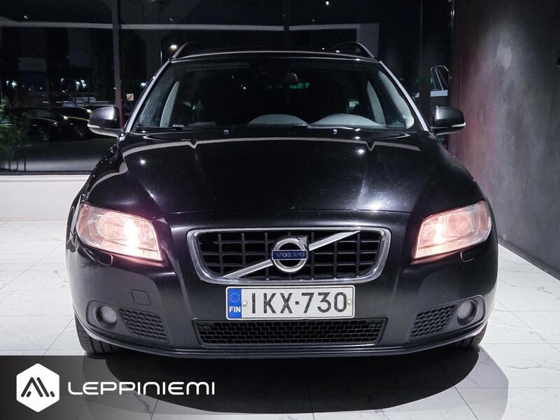 Volvo V70 vaihtoauto