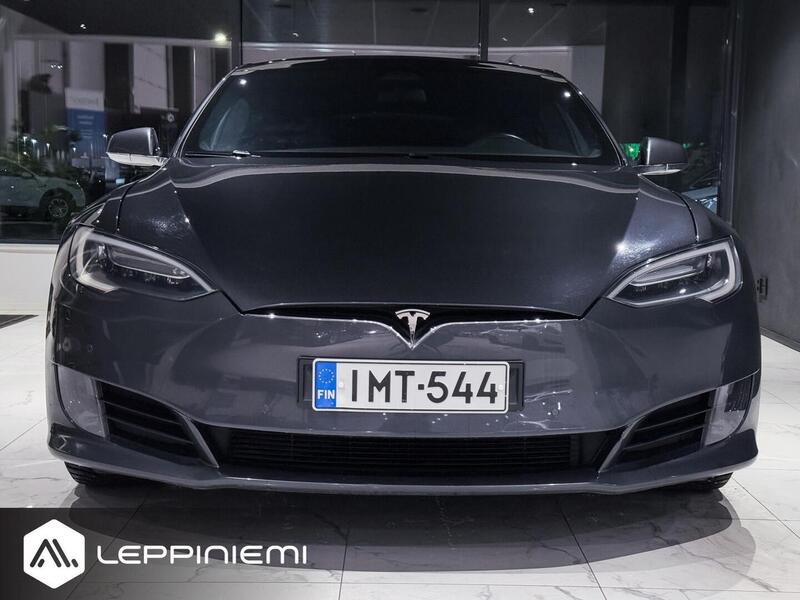 Tesla Model S vaihtoauto