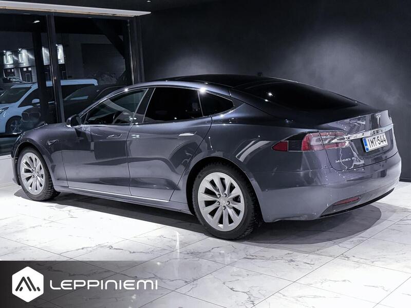 Tesla Model S vaihtoauto