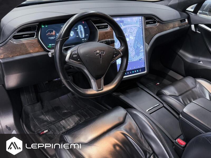 Tesla Model S vaihtoauto