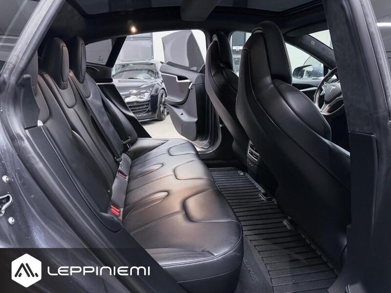 Tesla Model S vaihtoauto