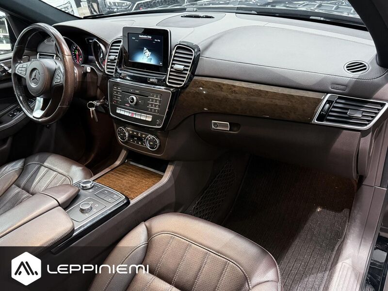 Mercedes-Benz GLS vaihtoauto