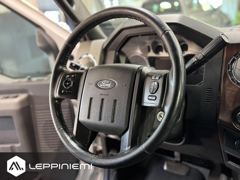 Ford F350 vaihtoauto