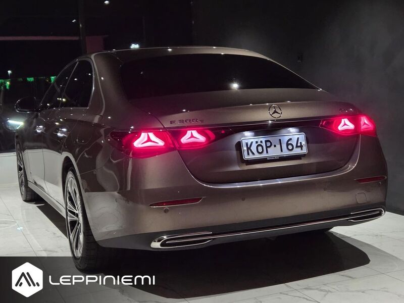 Mercedes-Benz E vaihtoauto