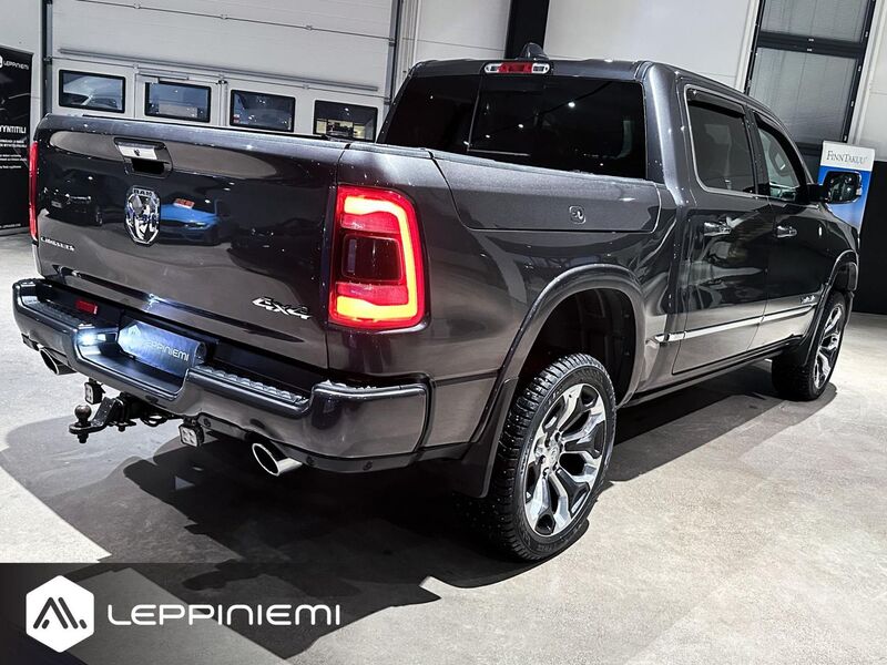 Dodge Ram vaihtoauto