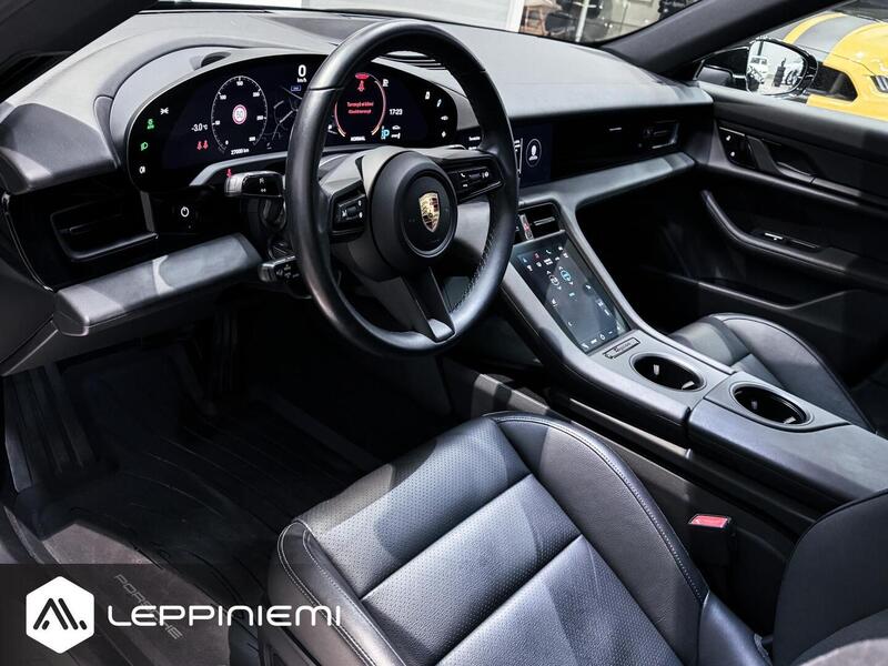 Porsche Taycan vaihtoauto