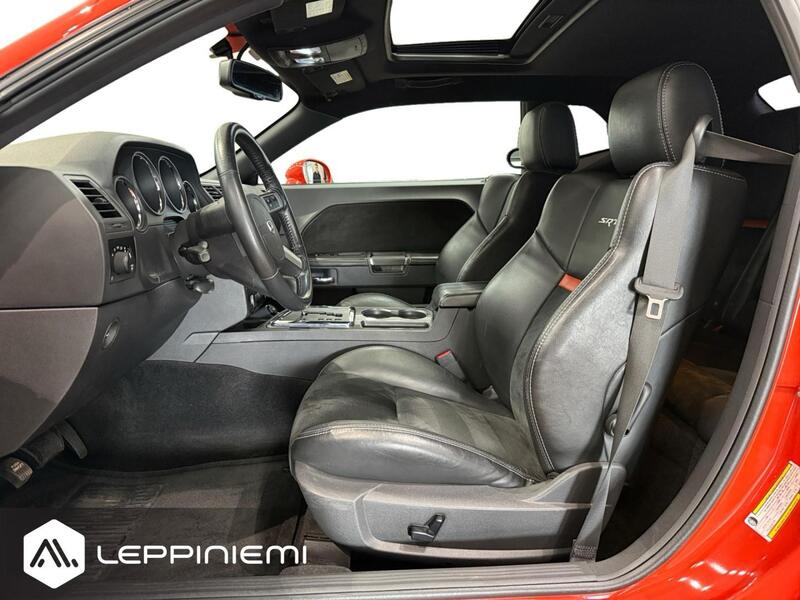 Dodge Challenger vaihtoauto