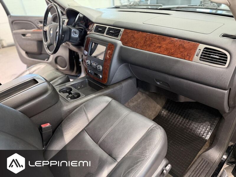 Chevrolet Suburban vaihtoauto