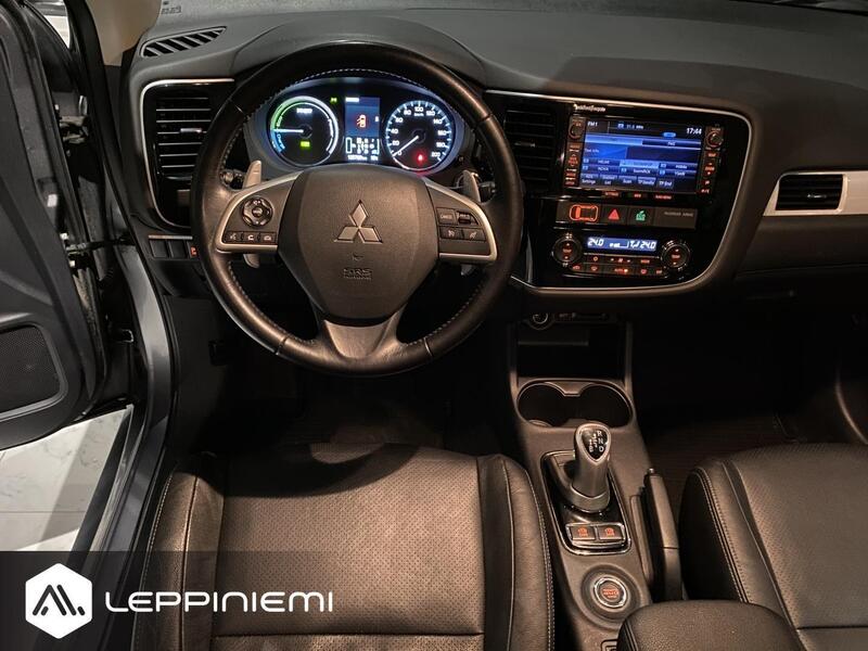 Mitsubishi Outlander PHEV vaihtoauto