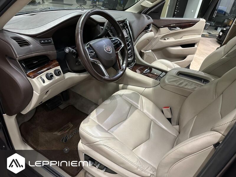 Cadillac Escalade vaihtoauto