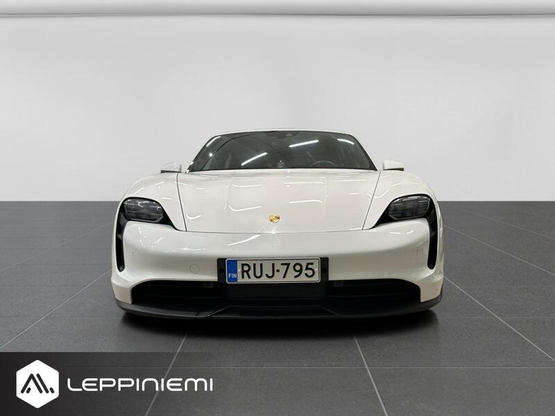 Porsche Taycan vaihtoauto