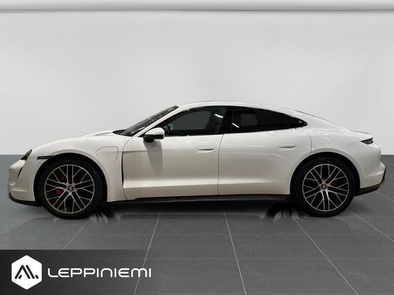 Porsche Taycan vaihtoauto