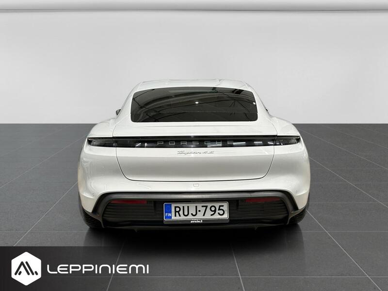 Porsche Taycan vaihtoauto