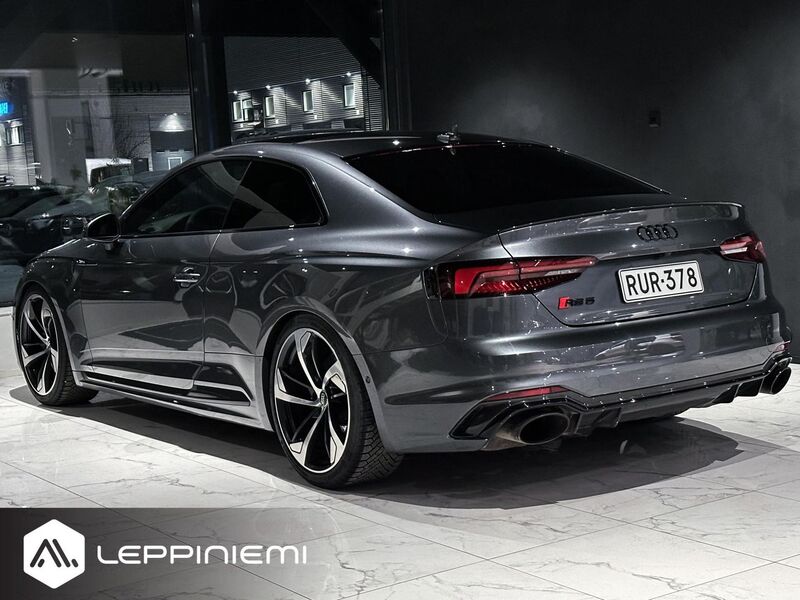 Audi RS5 vaihtoauto