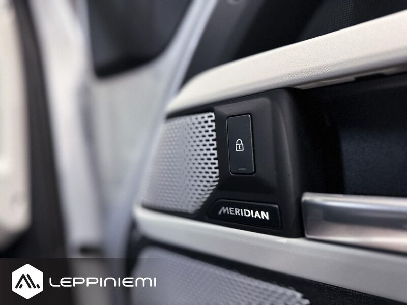 Land Rover Defender vaihtoauto