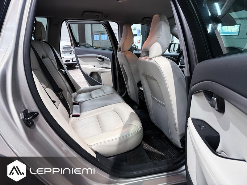 Volvo XC70 vaihtoauto