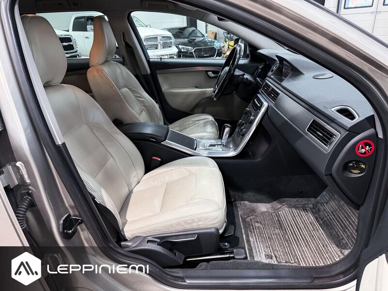 Volvo XC70 vaihtoauto