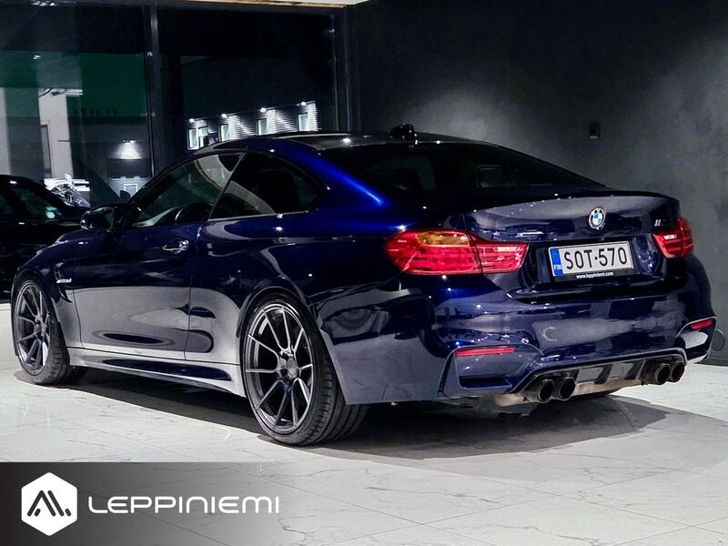 BMW M4 vaihtoauto