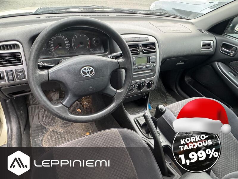 Toyota Avensis vaihtoauto