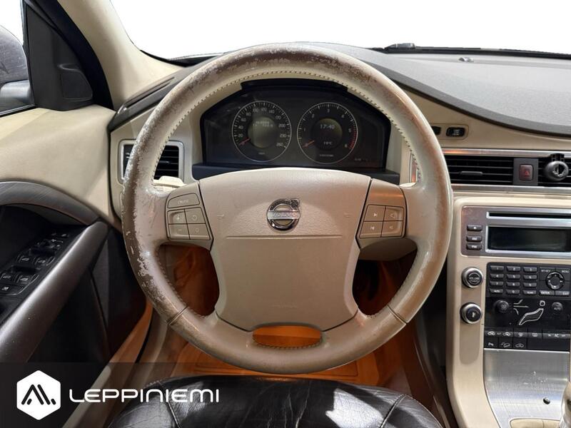 Volvo XC70 vaihtoauto