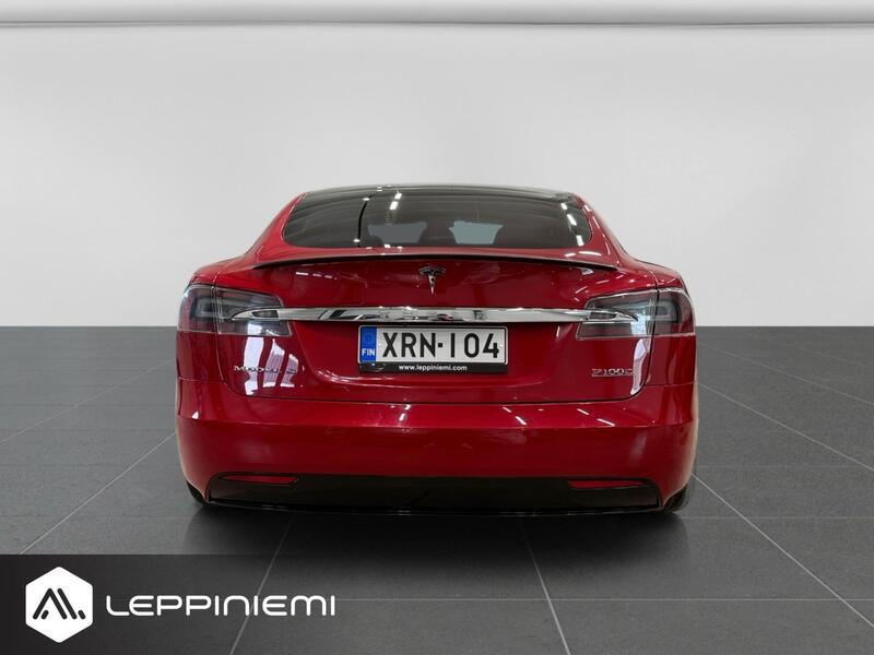 Tesla Model S vaihtoauto