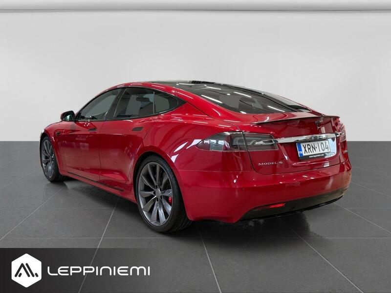Tesla Model S vaihtoauto