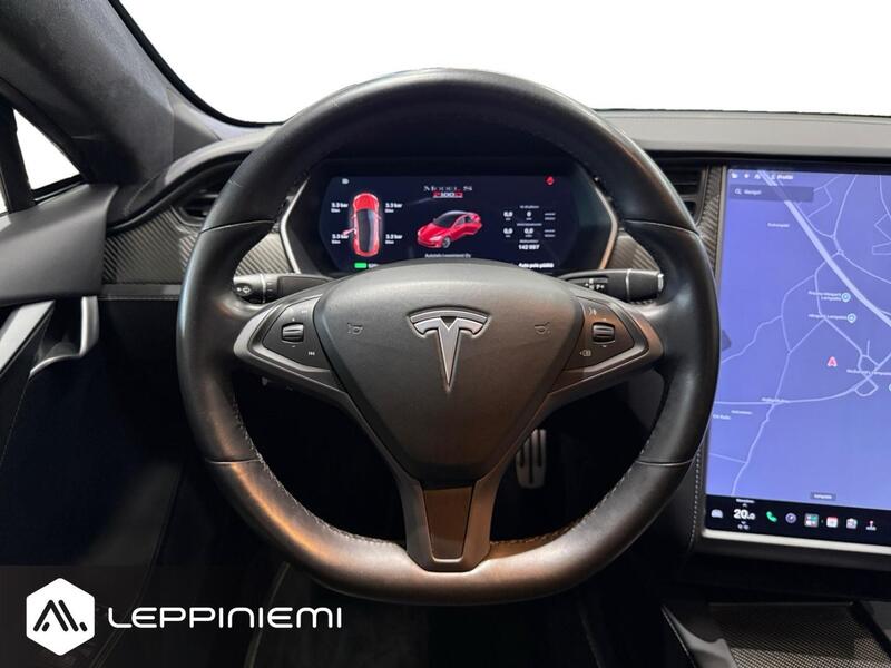 Tesla Model S vaihtoauto