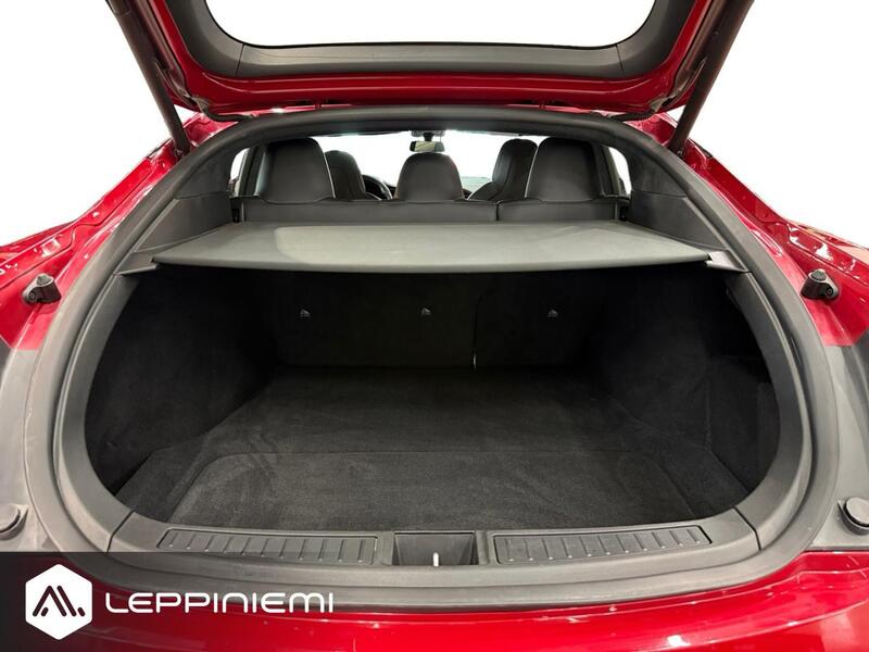 Tesla Model S vaihtoauto