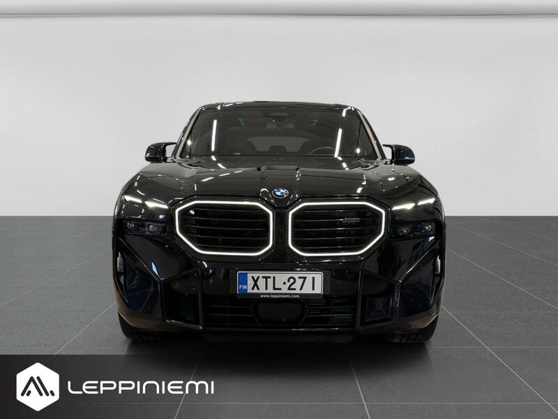 BMW XM vaihtoauto