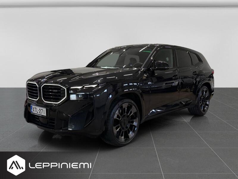 BMW XM vaihtoauto
