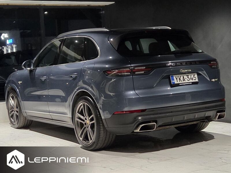 Porsche Cayenne vaihtoauto