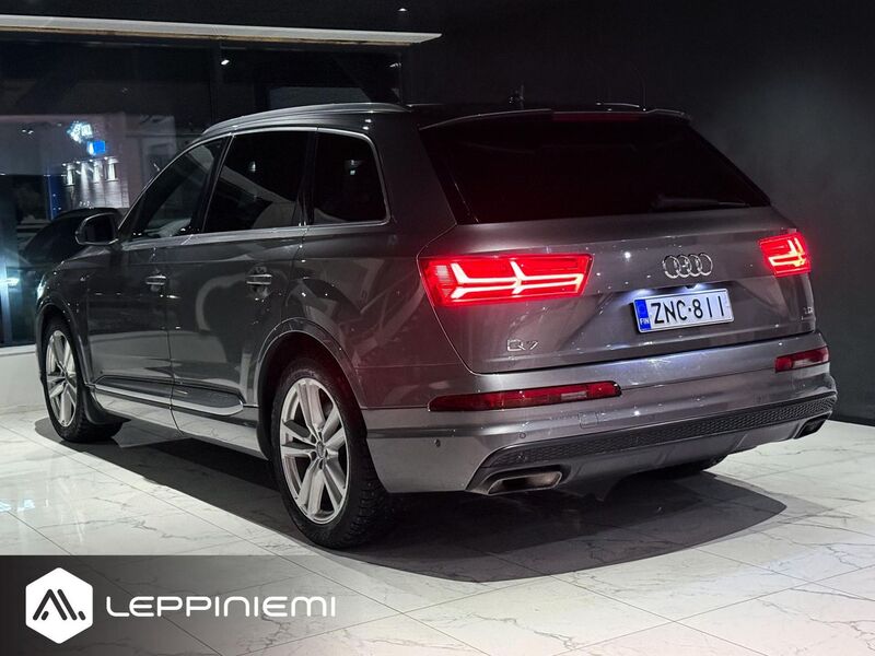 Audi Q7 vaihtoauto