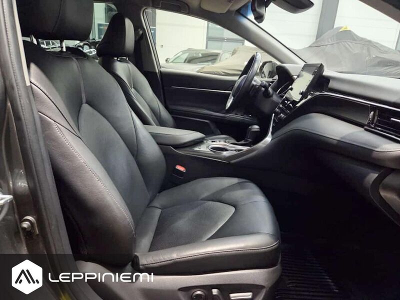 Toyota Camry vaihtoauto