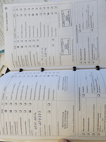 Volkswagen Touran vaihtoauto