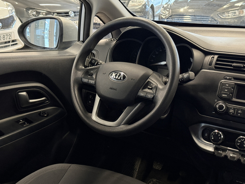 Kia Rio vaihtoauto