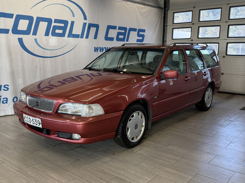 Volvo V70 vaihtoauto