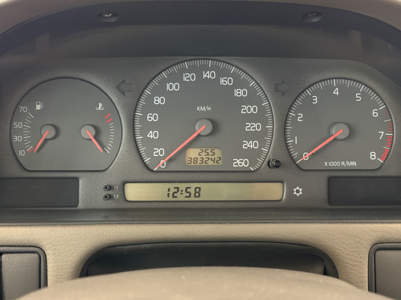 Volvo V70 vaihtoauto