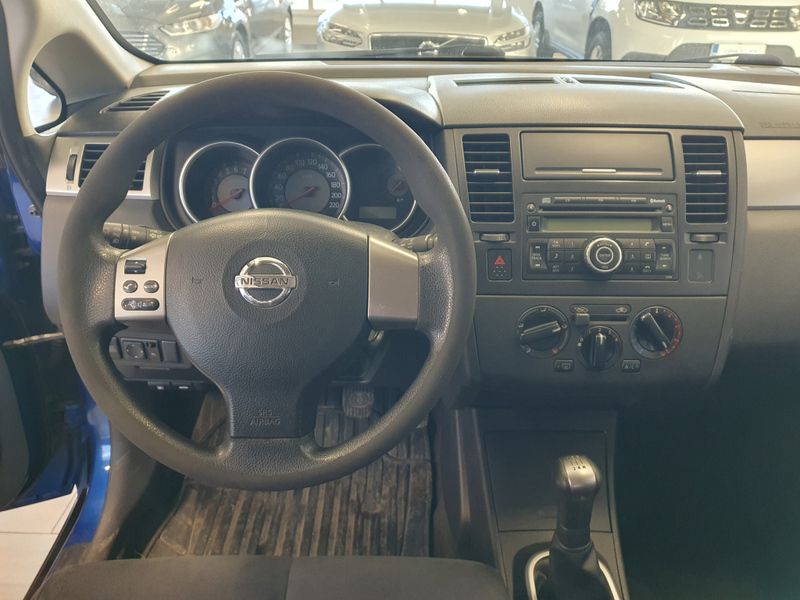 Nissan Tiida vaihtoauto