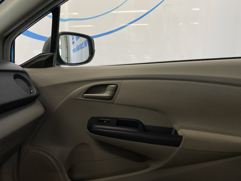 Honda Insight vaihtoauto