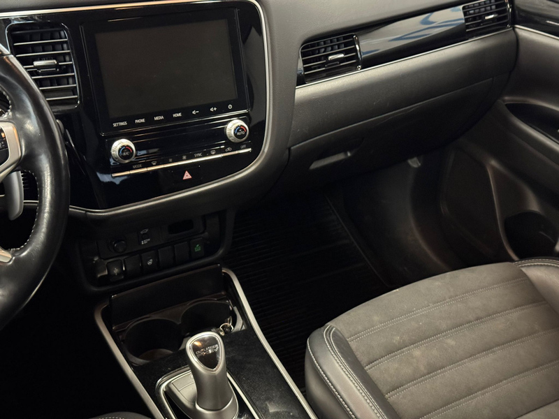 Mitsubishi Outlander PHEV vaihtoauto