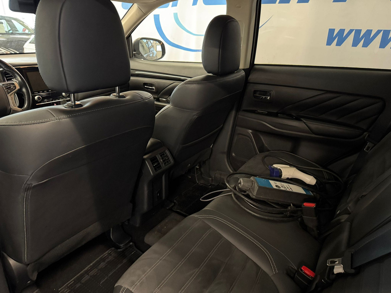 Mitsubishi Outlander PHEV vaihtoauto