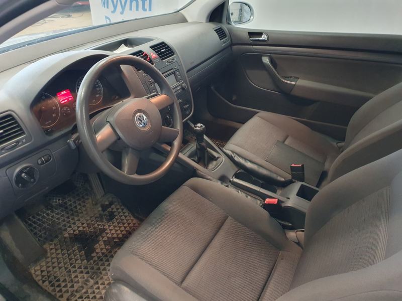 Volkswagen Golf vaihtoauto