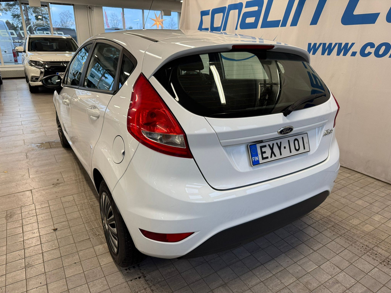 Ford Fiesta vaihtoauto
