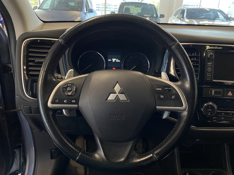 Mitsubishi Outlander PHEV vaihtoauto