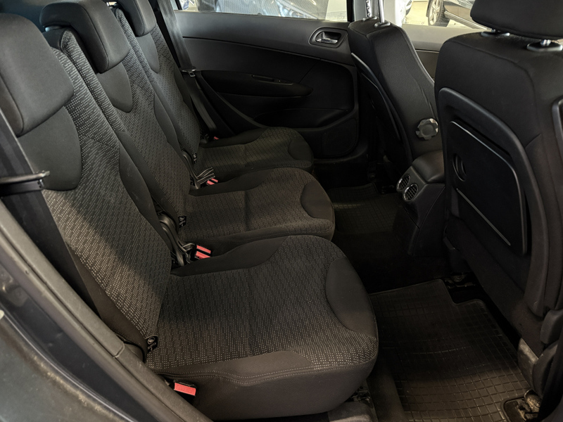 Peugeot 308 vaihtoauto