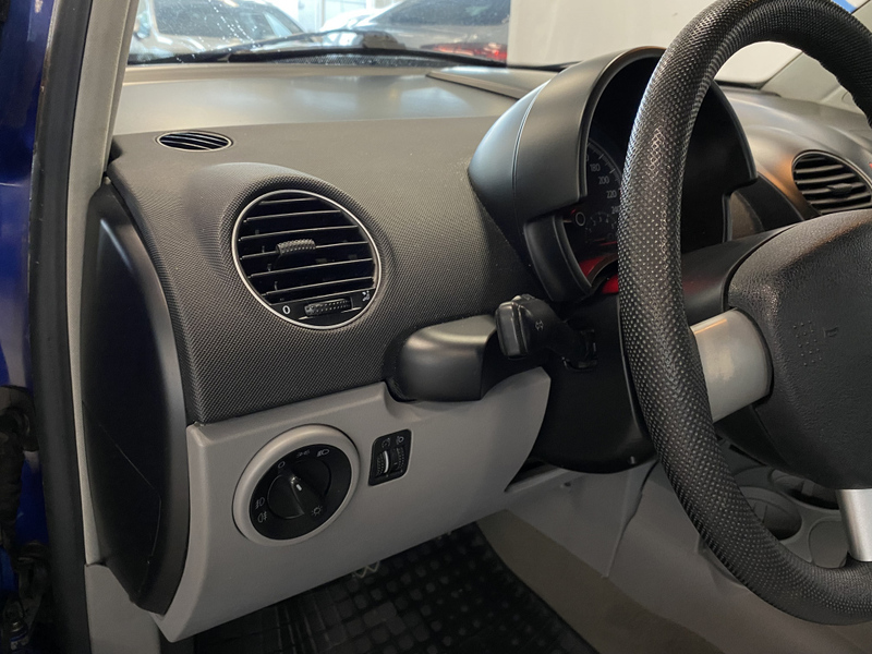 Volkswagen New Beetle vaihtoauto