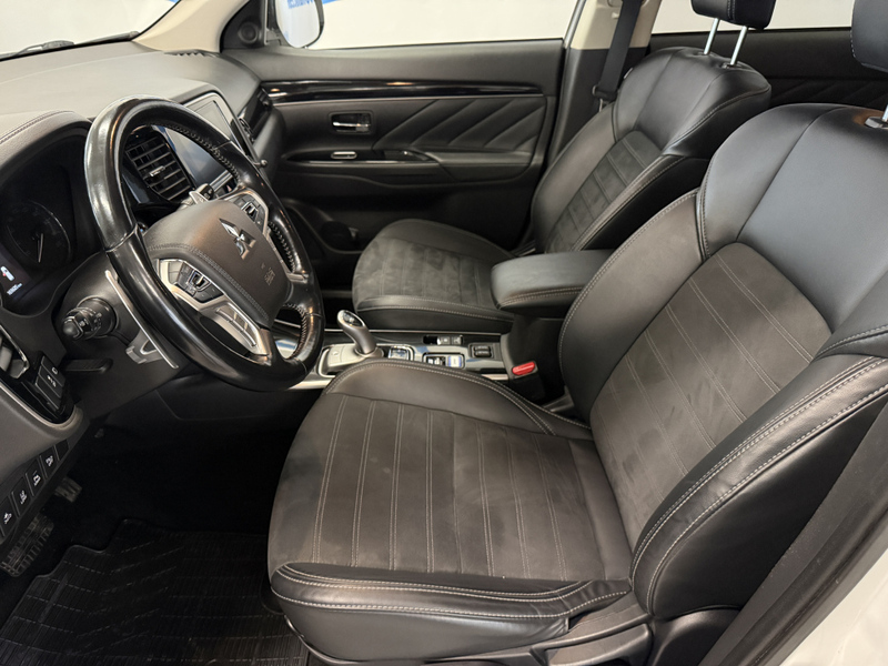 Mitsubishi Outlander vaihtoauto