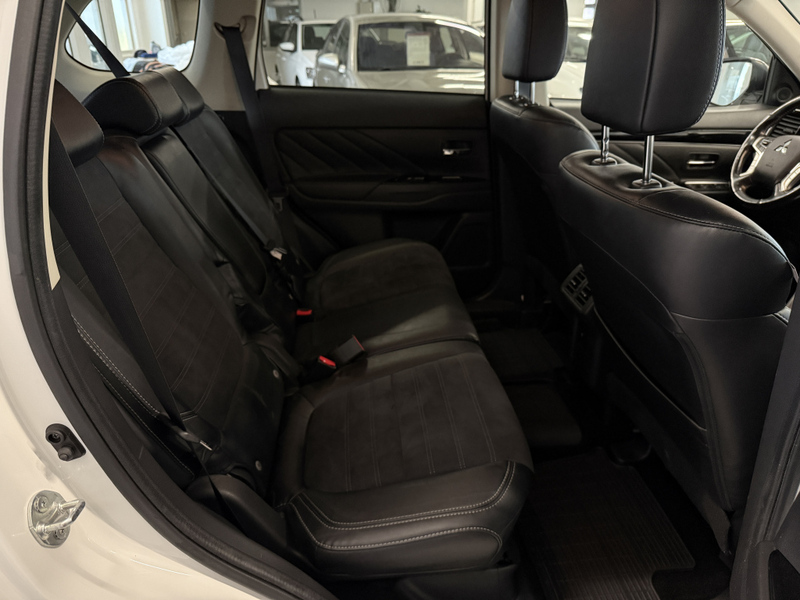 Mitsubishi Outlander vaihtoauto