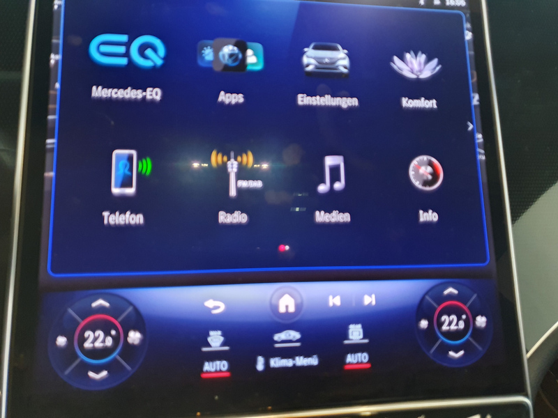 Mercedes-Benz EQE vaihtoauto